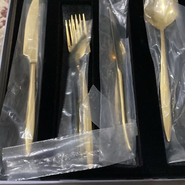 Yanlış Gold Çatal Bıçak Takımı Gönderimi Ve Cevapsız İletişim