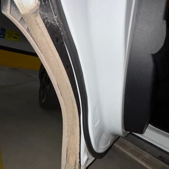 Renault Duster Arka Kapı Fitilleri Çamur Ve Su Saldırısına Karşı Tasarım Hatası Ve Garanti Talebi