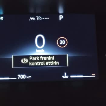 Renault Sıfır Kilometrede Elektronik El Freni Arızasıyla Sürekli Servis Sorunu