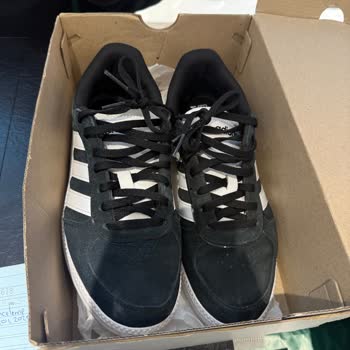 Deichmann'da Aldığım Adidas Ayakkabının Rengi Soldu Ve Deforme Oldu, İade Talebi