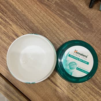 Himalaya Krem Ambalajı Yanıltıcı Tasarımıyla Tüketiciyi Yanıltıyor