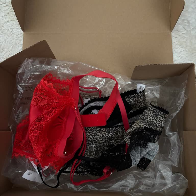 Açılmış Ve Yırtılmış Paket, Hijyen Endişesi Ve Güven Kırılması