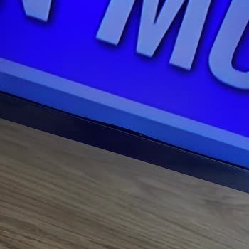 Ayıplı LG Televizyonda Çerçeve Siyah Bandı Taşması Değişim Talebi