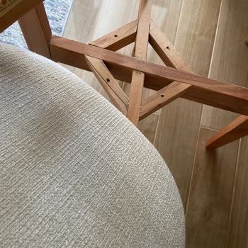 Vivense Bony Sandalye Takımında Sürekli Gıcırdama Ve Parçaların Çıkması, Garanti Yardımı Alınamıyor