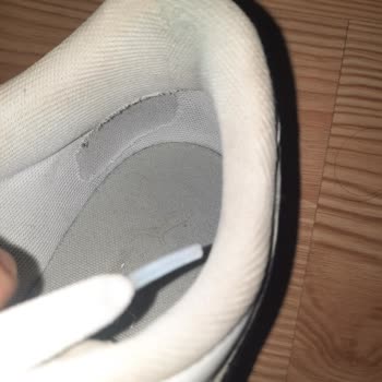 Puma Caven Ayakkabısının İç Astarı Kısa Sürede Yırtıldı, Garanti Kapsamında Değişim Talebi