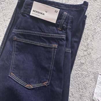 Kullanılmamış Pantolonun 1 Gün Gecikme Nedeniyle Değişim Talebinin Reddedilmesi Ve Kırıcı Tutumu