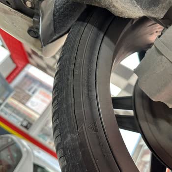 Erken Çatlayan Hankook Lastiklerinde Garanti Değişim Talebi