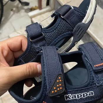 Sandalias infantiles Kappa con fallas tras pocos usos, exijo cambio