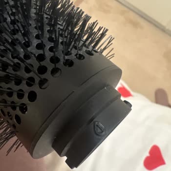 Dyson Airwrap Ayıplı Ürün Başlık Tırnakları Eridi Ve Destek Alamayan Müşteri