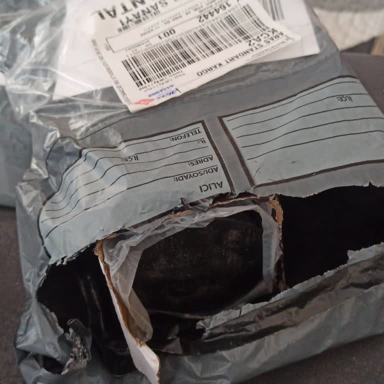 OnePlus 13 Telefon Yerine Termos Gönderilmesi Güven Sarsıcı Mağduriyet