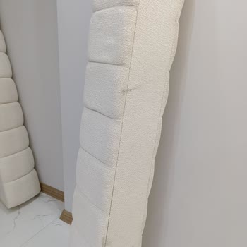 Ergül Mobilya’da Lekeli Koltuk Takımı, Düğün Tarihine Kadar Çözüm Bekleniyor