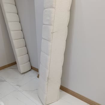 Ergül Mobilya’da Lekeli Koltuk Takımı, Düğün Tarihine Kadar Çözüm Bekleniyor