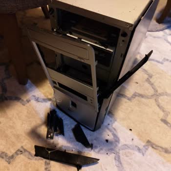 Aras Kargo’da Kırılan Bilgisayar Kasası Ve Ücret İadesi Talebi