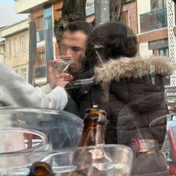 Şantiye Pub’da Garsonların Küfürlü Konuşması Ve Öpüşmesi İşten Çıkarılmalı