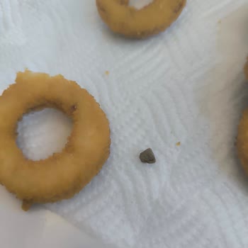 BİM'den Mutfağım Soğan Halkasında Taş Parçası: Çocuğumun Dişi Ağrıyor