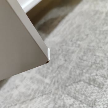 Afilli Mobilya'dan Gelen Portmantoda Çizik Ve Çatlak Sorunları