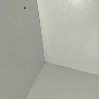 Afilli Mobilya'dan Gelen Portmantoda Çizik Ve Çatlak Sorunları