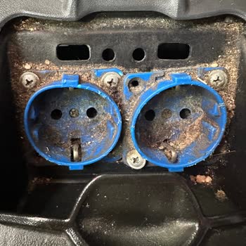 Hijyen Sorunu Ve Umursamaz Personel Tutumu