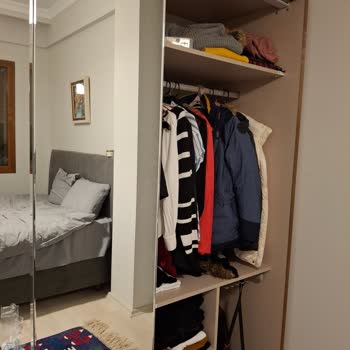 Alfemo Balçova’da Eksik Gardırop Kapısı Ve Yanlış Berjer Sorunu Çözülmedi