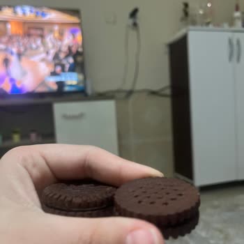 Eti Nero Bisküvi Şekilsiz Çıktı Üretim Hatası Nedeniyle Mağdur Oldum