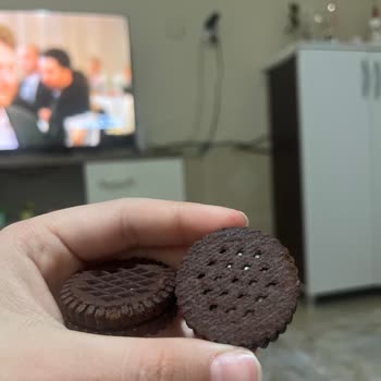 Eti Nero Bisküvi Şekilsiz Çıktı Üretim Hatası Nedeniyle Mağdur Oldum