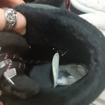 Decathlon Kadın Botunda Kısa Sürede Taban Sökülmesi Ve İç Tüylenme