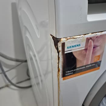 Siemens IQ500 Çamaşır Makinesinde Kronik Paslanma Ve Ücretli Servis İddiaları