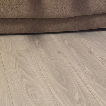 Kelebek Mobilya’da Üç Kez Sünger Değişimine Rağmen Ürün Kullanılamaz Hale Geldi