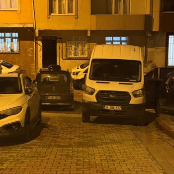 Sultançiftliği Mahallesinde Acil Durum Araçlarını Engelleyen Park Sorunu