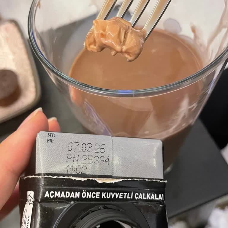 Tarihi Geçmemiş Süt Ürünün Kesik Olması Ve Açıklama İsteği