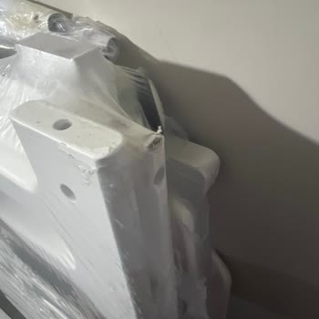 Hasarlı Beşiğin Değişimi İçin Gecikme Ve Müşteri Yanıtsızlığı