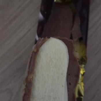 Magnum Mini Dondurması Bozuldu, Sağlık Endişesi Ve İade Talebi