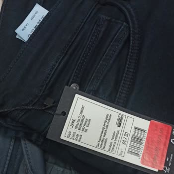 Gabardin Pantolonun Etiketteki Bedenle Uyuşmaması Ve Çözüm Talebi