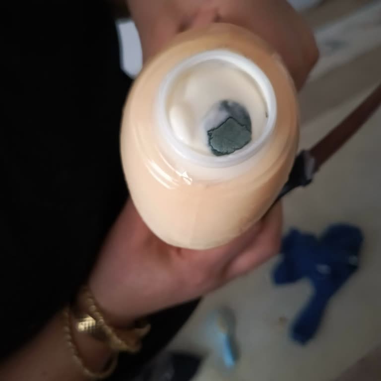 Migros Şubesinde Satılan Küflü Mayonez Ve Müşteri Hizmetleri İlgisizliği