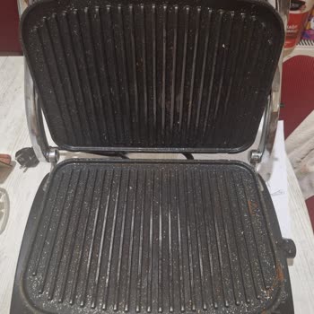 Korkmaz Tost Makinamın Plakaları Kısa Sürede Soyuldu