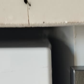 Deprem Konutunda Mutfak Tezgahı Hasarı Ve Oyalama Sorunu