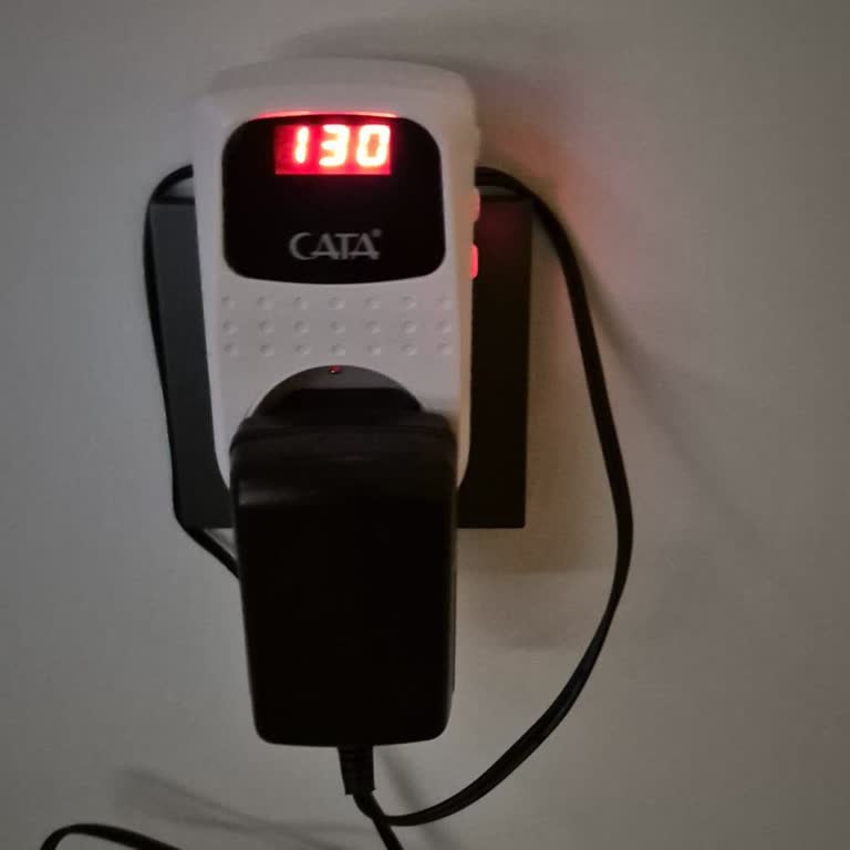 Akdeniz Elektrik Dağıtım'ın Tek Faz Kesintileri Karacalar Mahallesinde Cihaz Ömrünü Kısaltıyor!