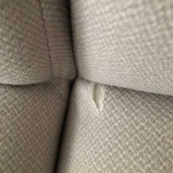 Mondi Köşe Takımındaki Kumaş Yırtıkları Ve Dikiş Hataları Garanti Kapsamında Tam Değişim Talebi