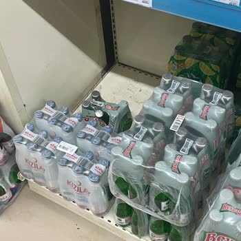 Arnavutköy Mavigöl A101 Şubesinde Hijyen Ve Düzen Sorunu