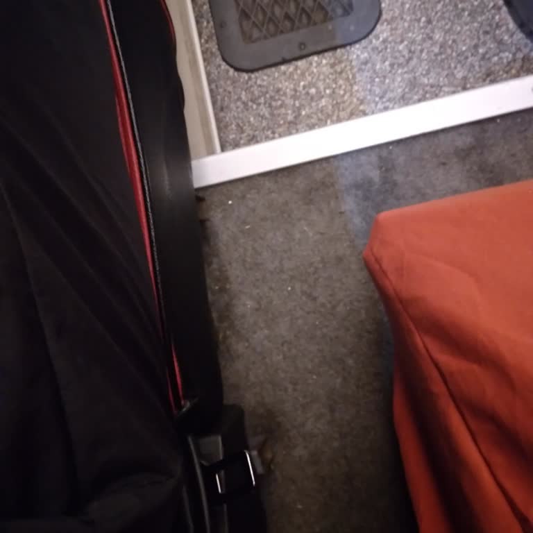 Pamukkale Turizm'ün Bozuk Koltuk Ve Emniyet Sorunları!