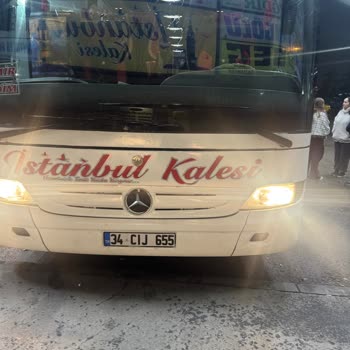 Gecikme, Agresif Muavin Ve Lastik Patlaması Nedeniyle Mağdur Oldum