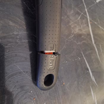 Tefal Ingenio Ultimate Titanyum Setinde Tutma Sapı Aniden Kırıldı, Ciddi Güvenlik Sorunu