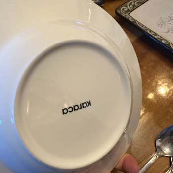 Karaca Tabaklarda Soyulmalar ve Yüzeyde Çatlak Görünümler Oluştu