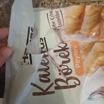 Harras Dondurulmuş Sigara Böreği İçinde Ekşi Hamur Bulunması Ve Gıda Güvenliği Endişesi