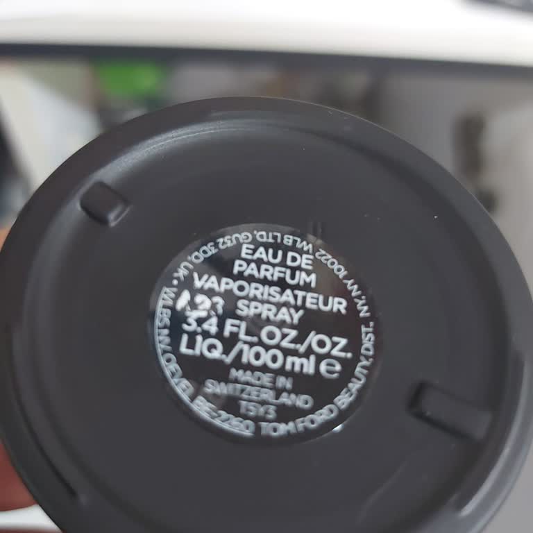 Sevil.com.tr'den Bayat Tom Ford Ombré Leather Parfümde Koku Kaybı Ve İade Talebi