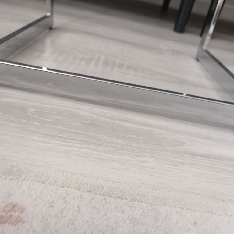 Mamak İstikbal Mağazasındaki Sehpanın Ayakları Bozuk, Servis Gelmedi