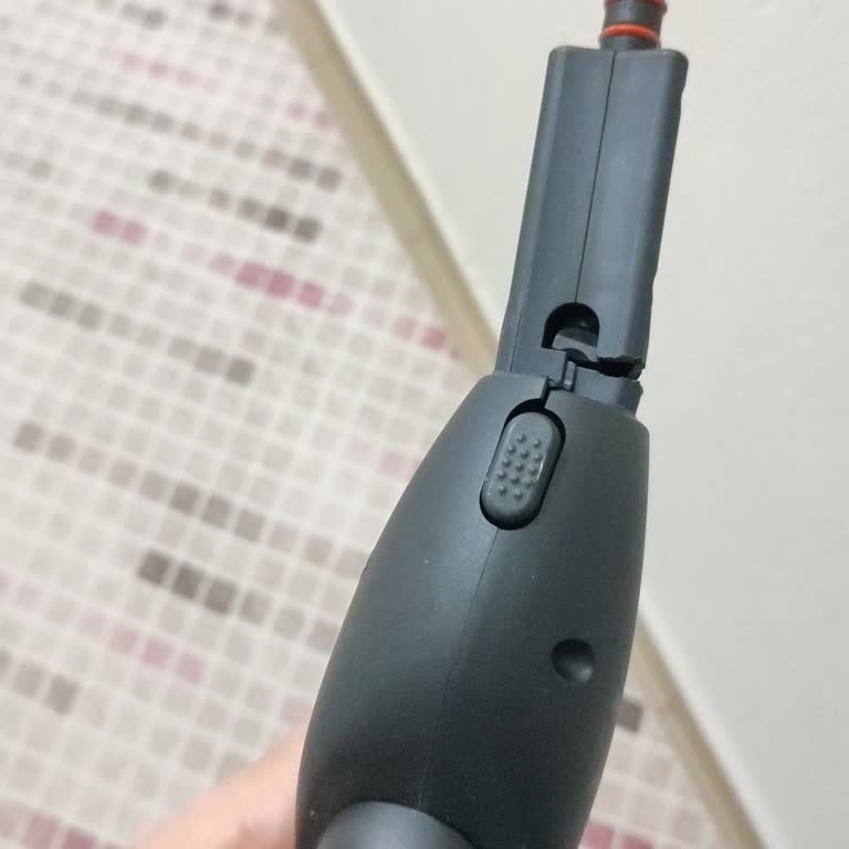 Kazan Lambası Çalışmıyor Ve Başlık Kırıldı: Hemen Değişim Talebi