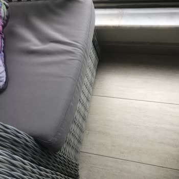 Itals Balkon Takımında Örgü Atması Ve Sünger Çökmesi Yenisiyle Değişim Talebi