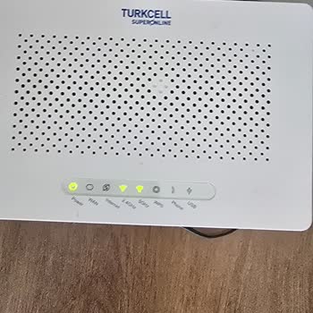 Sürekli İnternet Kesintisi Ve Yetersiz Teknik Destek Üzerine Şikayet