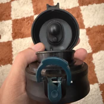 Spigen Termosu Kapağı Kırıldı, Yedek Parça Temini Talebi